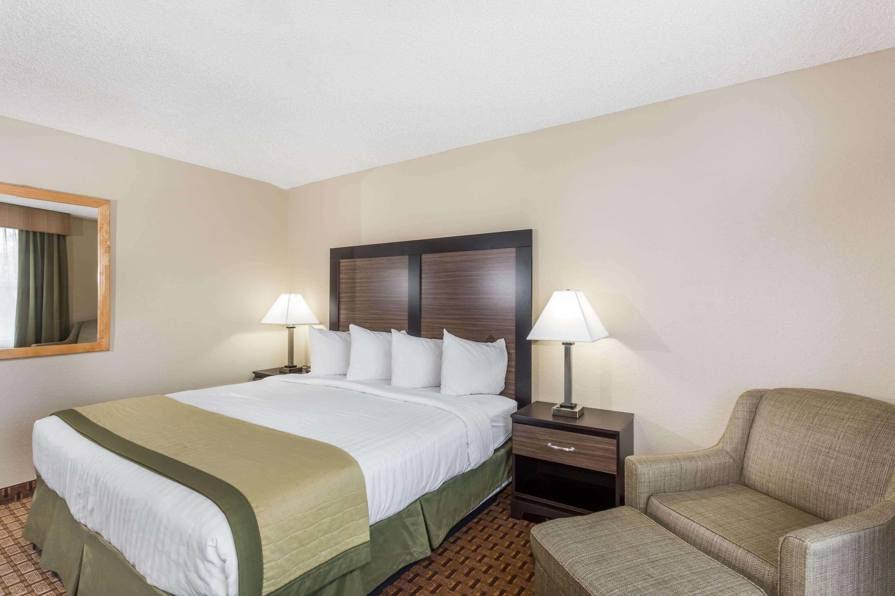 Baymont By Wyndham Fort Myers Airport Exterior foto