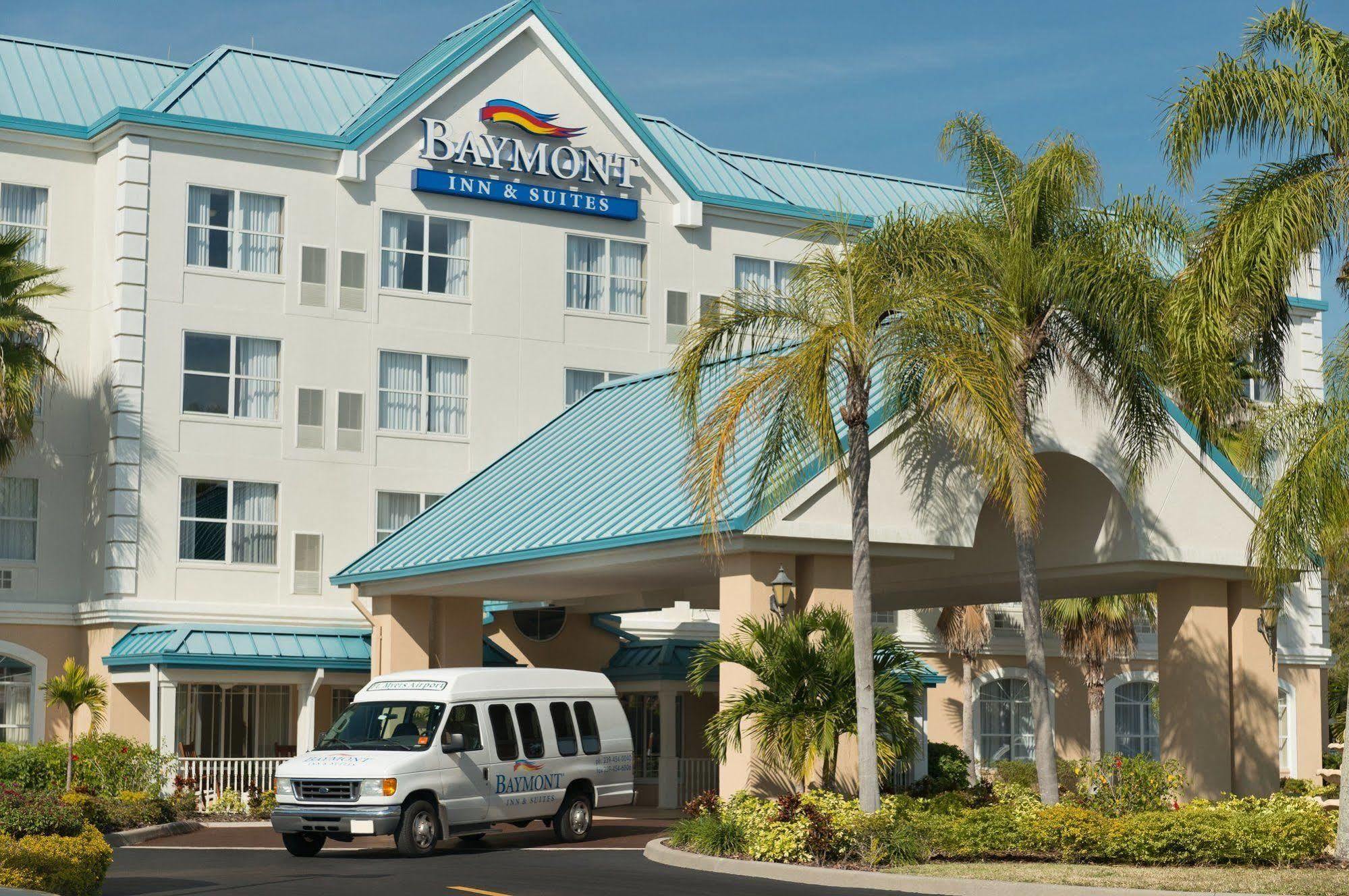 Baymont By Wyndham Fort Myers Airport Hotel Exterior foto